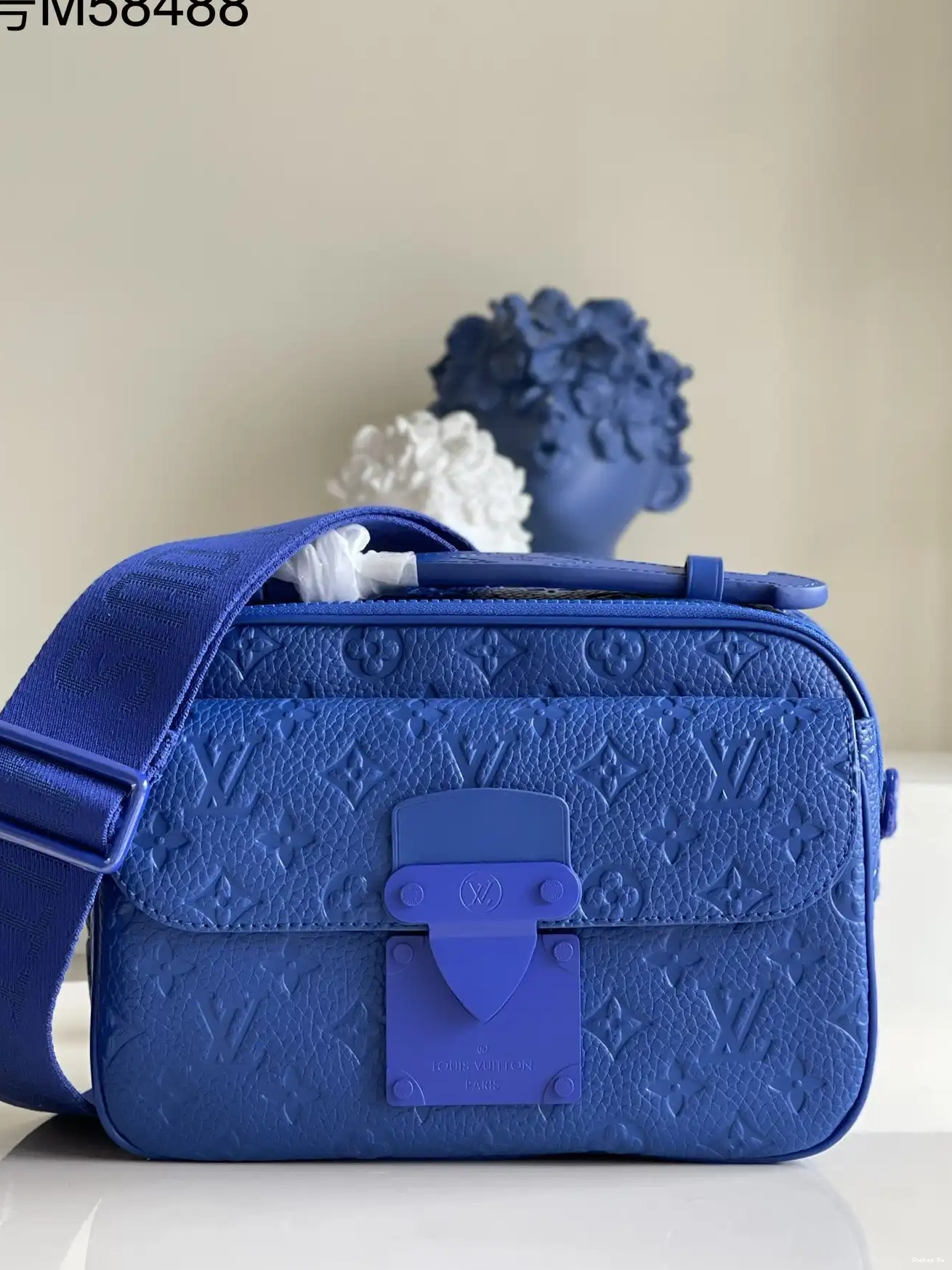 LOUIS VUITTON LOCK S MESSENGER 0628